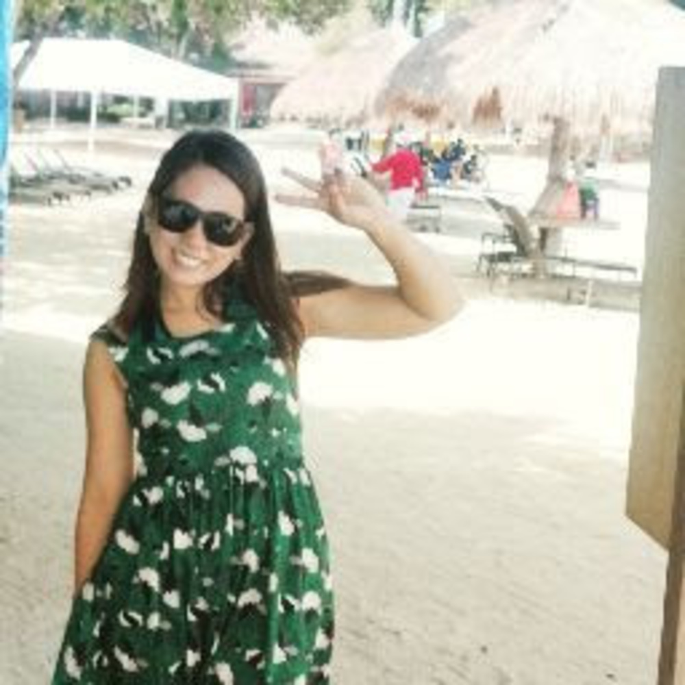 Meet your Posher, Alona